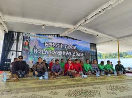 Kirab Tumpeng dan Kenduri Memetri Gunung Nglanggeran Meriah Digelar di Kawasan Parkir Wisata Nglangg
